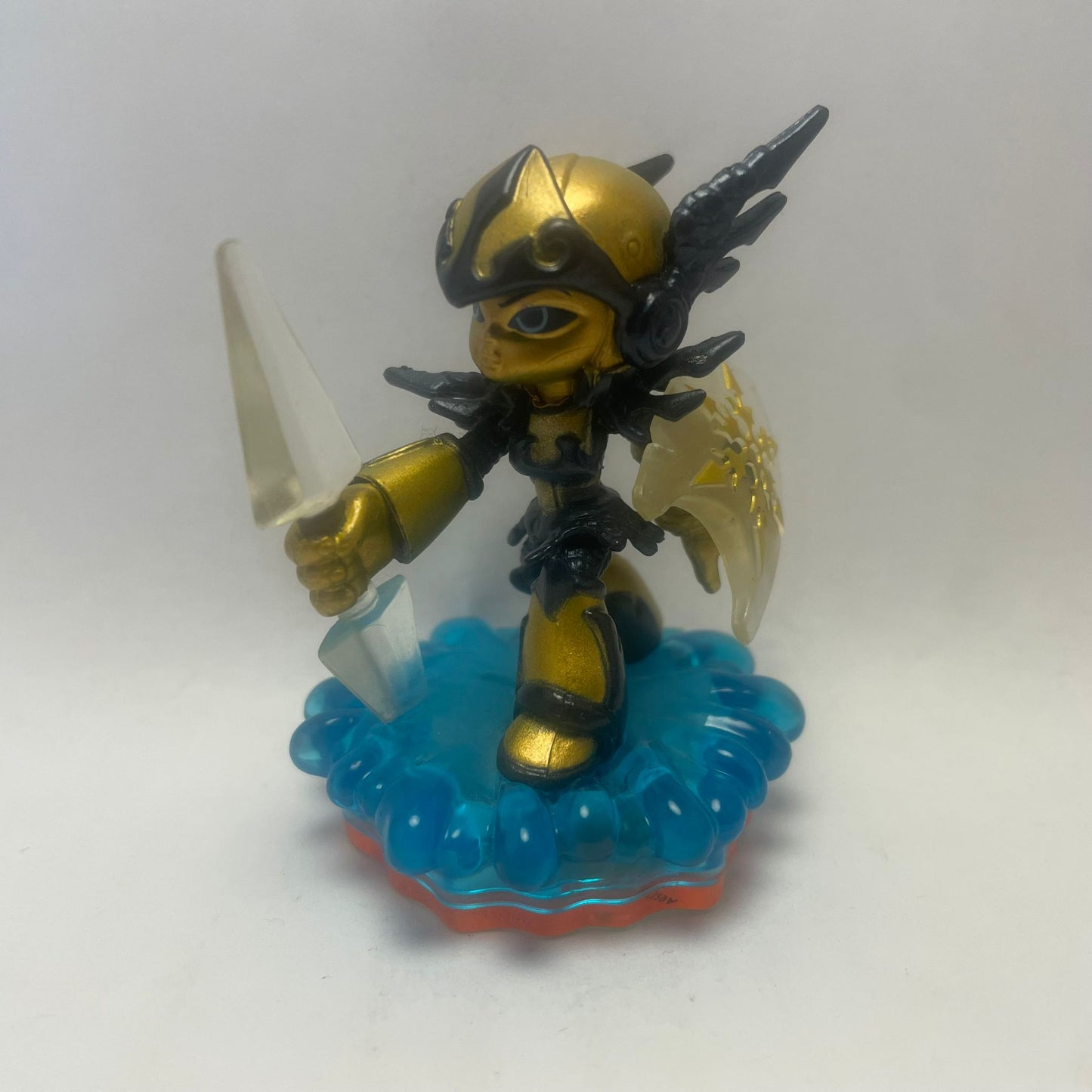 Skylanders Giants Legendary Lightcore Chill Figure